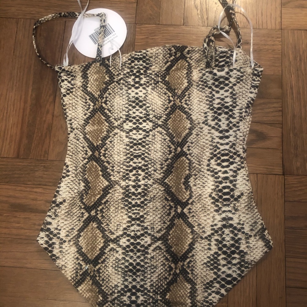 Princess Polly bodysuit in size 0